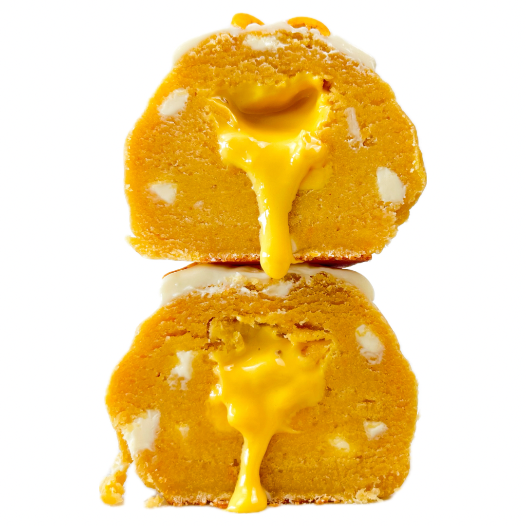 200g White Chocolate Mango Cookie.
Gefüllt mit Mango-Creme.